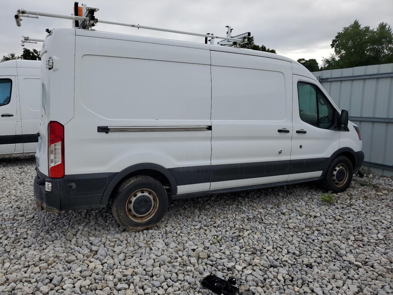 2015 Ford Transit T-150 - Фото 3