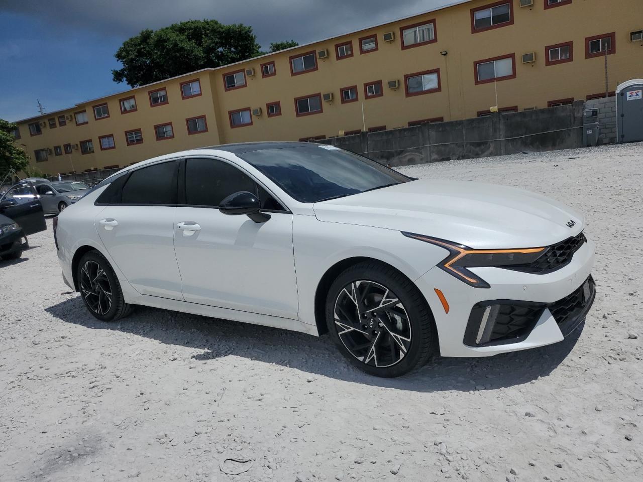 2025 Kia K5 Gt Line - Фото 4