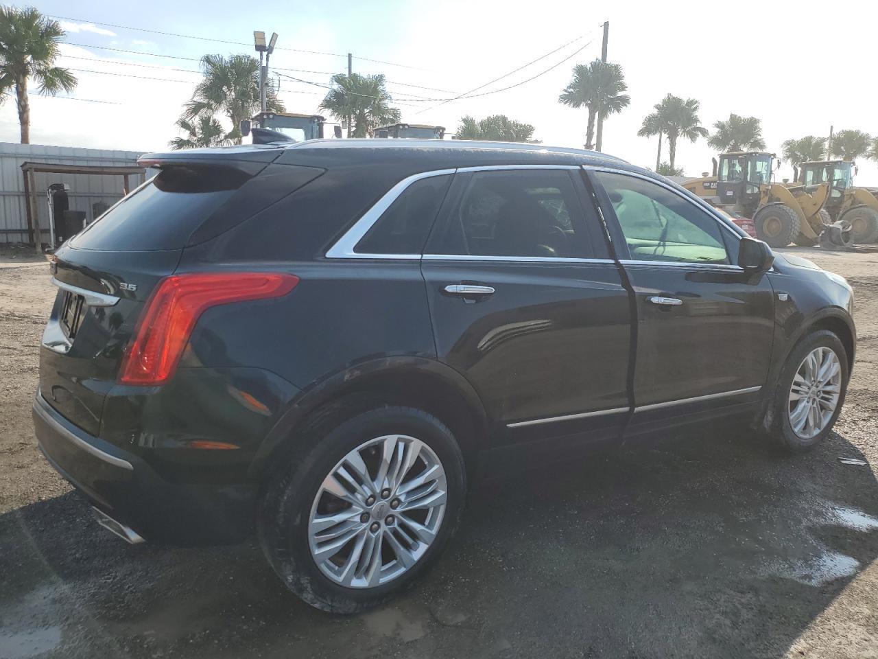 2017 Cadillac Xt5 Premium Luxury - Фото 3