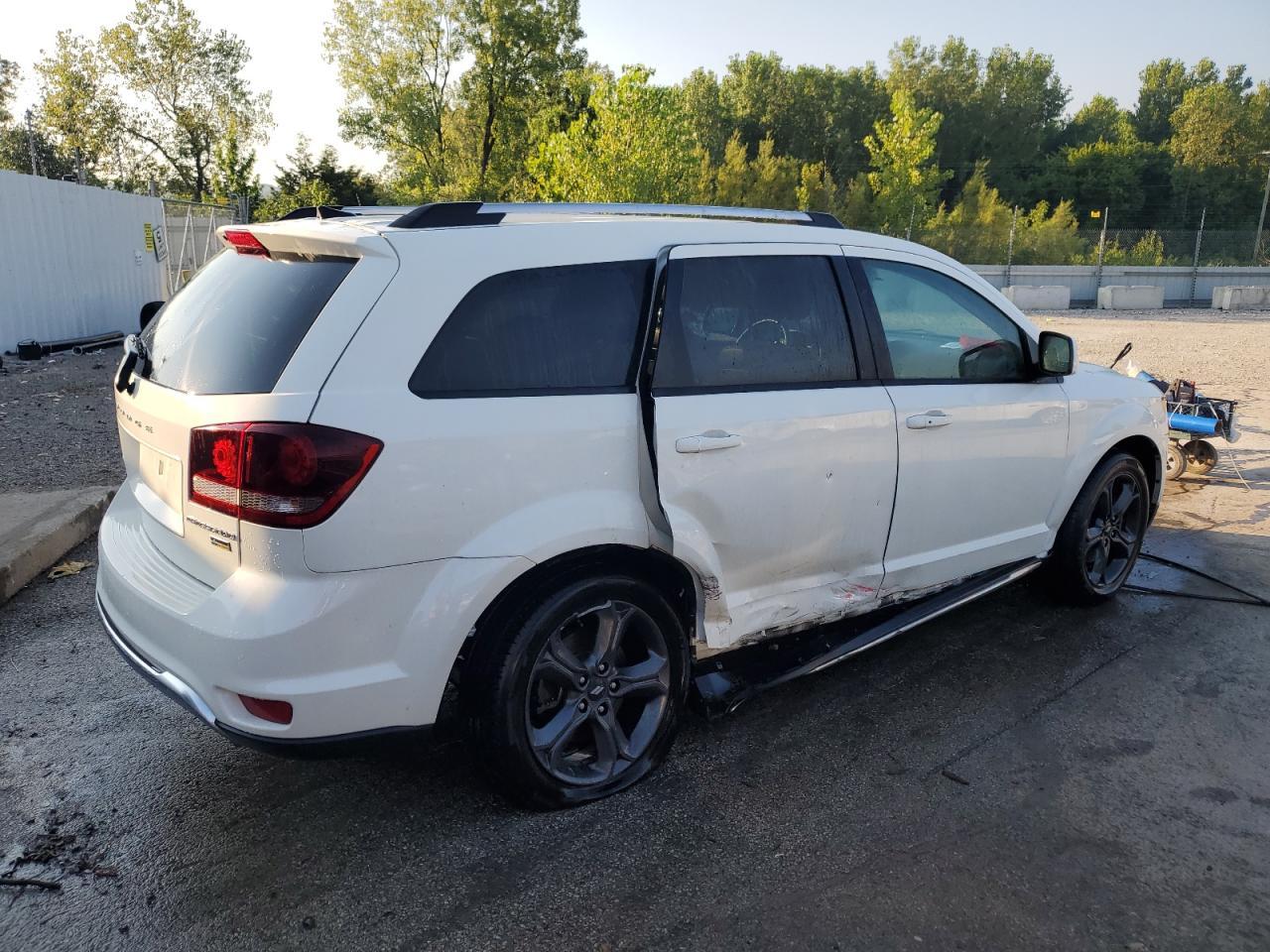 2019 Dodge Journey Crossroad - Фото 3