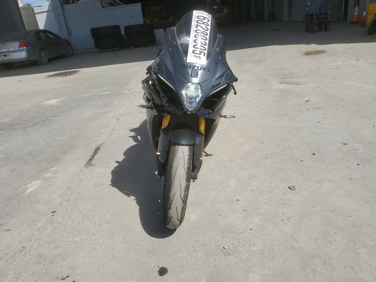 2021 Suzuki Gsx-R1000 R - Фото 2