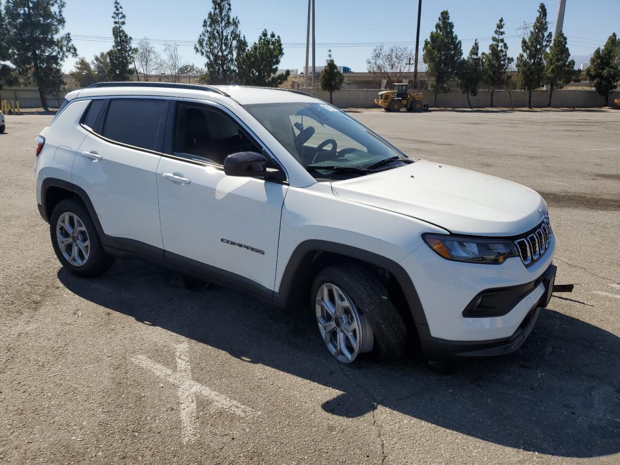 2025 Jeep Compass Latitude - Фото 4