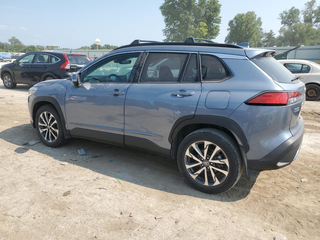 2023 Toyota Corolla Cross Xle - Фото 2