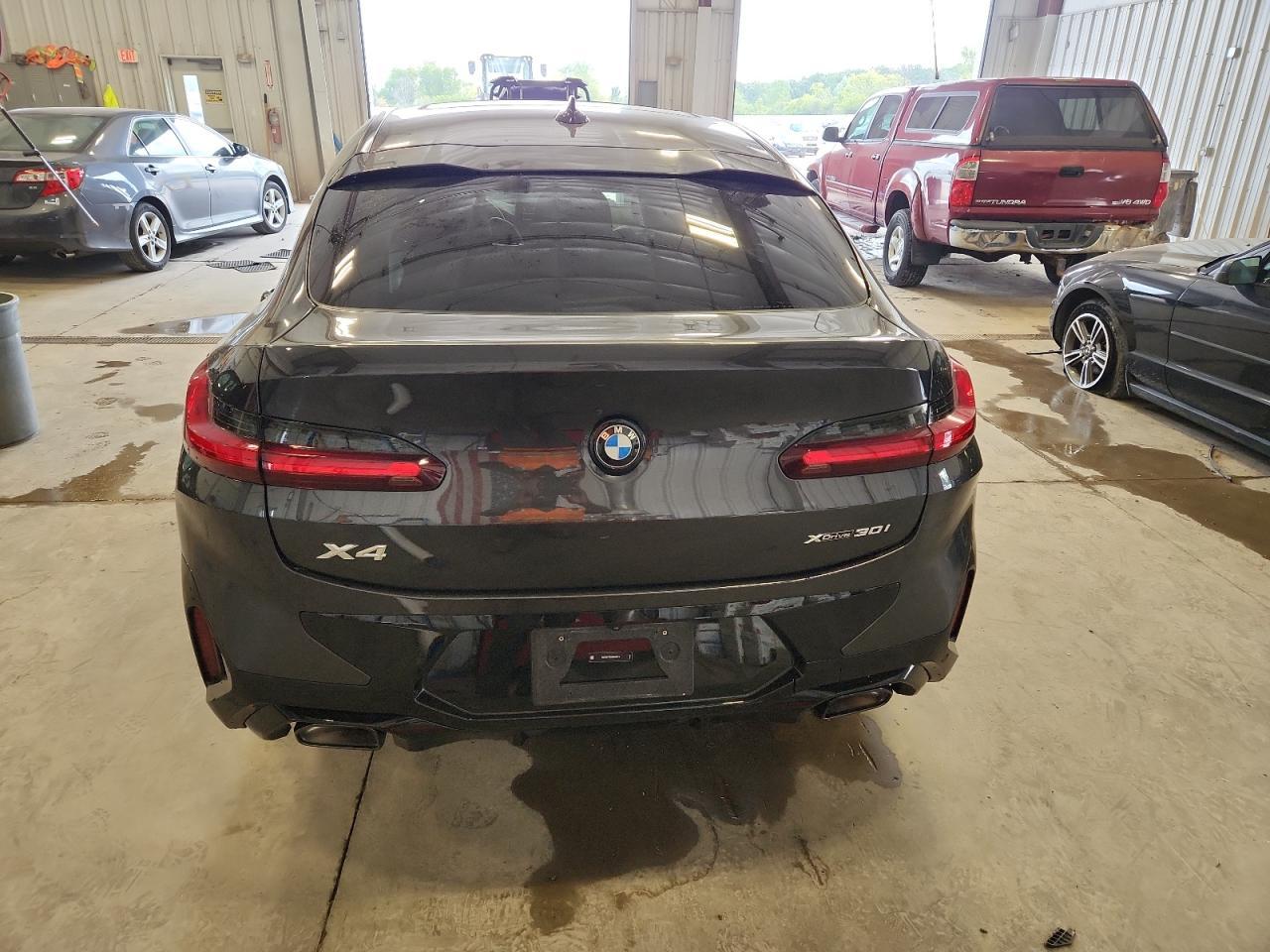 2025 BMW X4 xDrive30I - Фото 6