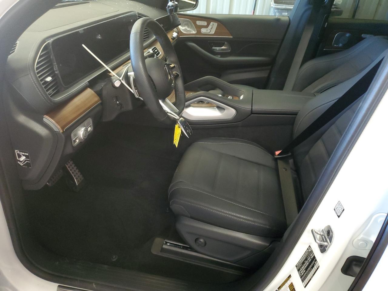 2025 Mercedes-Benz Gls 450 4Matic - Image 7