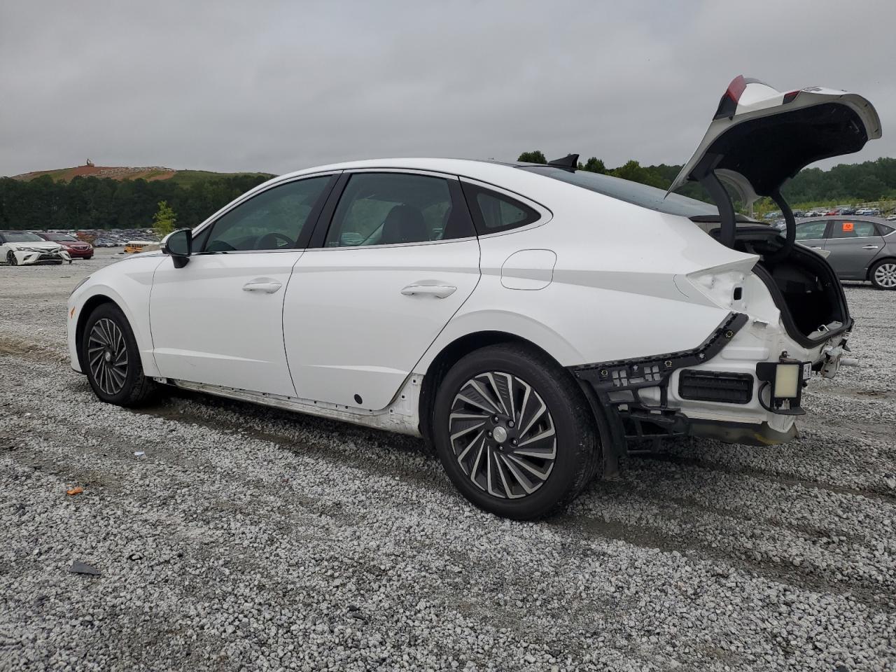 2023 Hyundai Sonata Hybrid - Фото 2