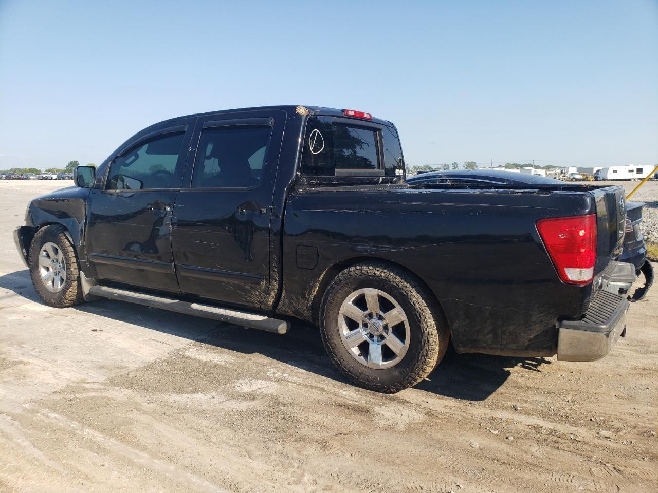 2014 Nissan Titan S - Фото 2