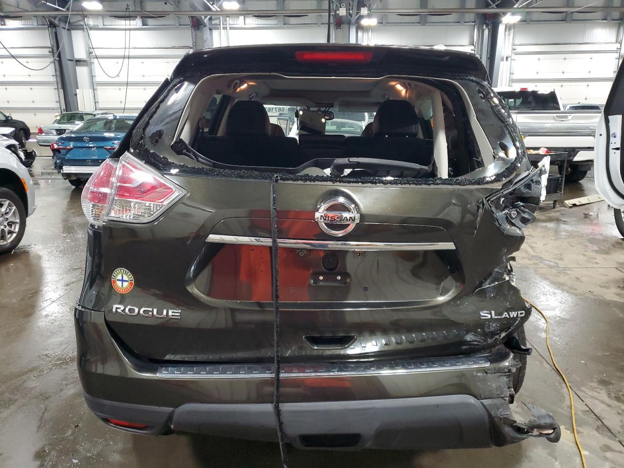 2016 Nissan Rogue S - Фото 6