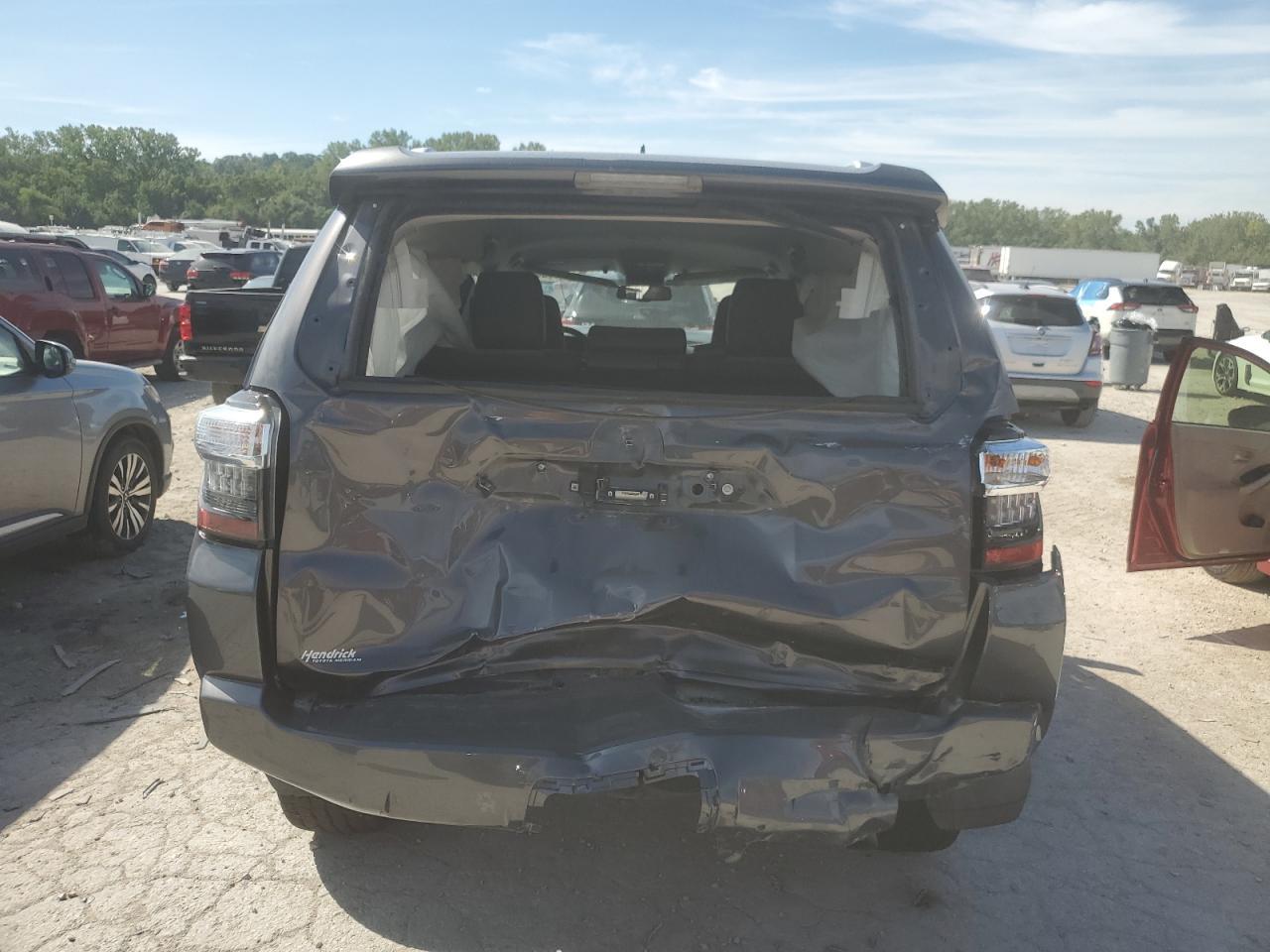 2017 Toyota 4Runner Sr5/Sr5 Premium - Image 6