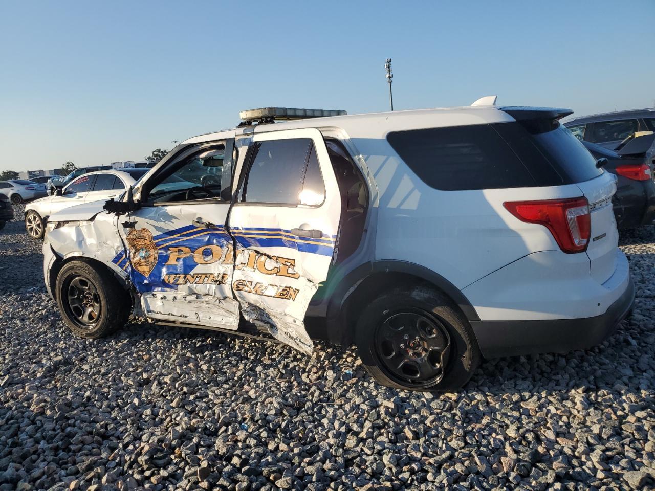 2017 Ford Explorer Police Interceptor - Фото 2