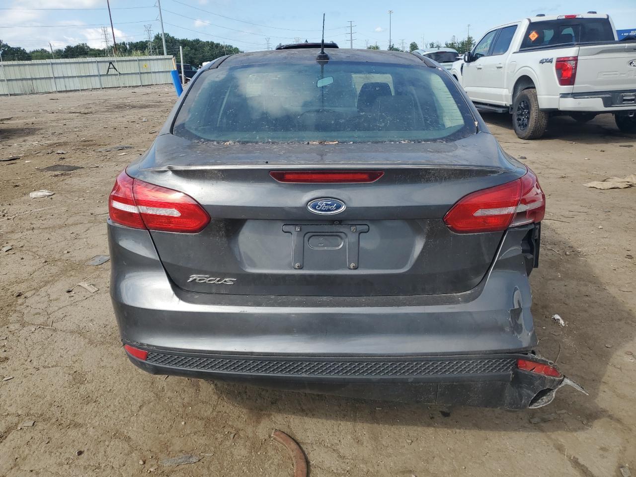 2017 Ford Focus S - Image 6