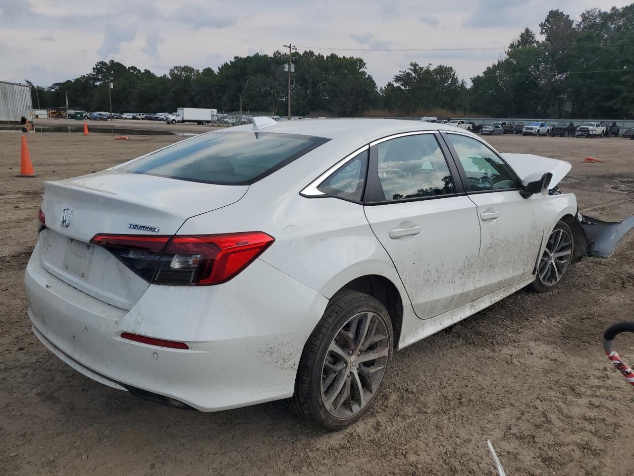 2023 Honda Civic Touring - Фото 3