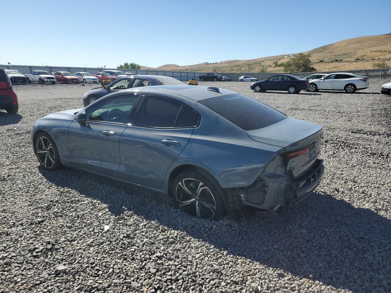 2024 Volvo S60 Plus - Фото 2