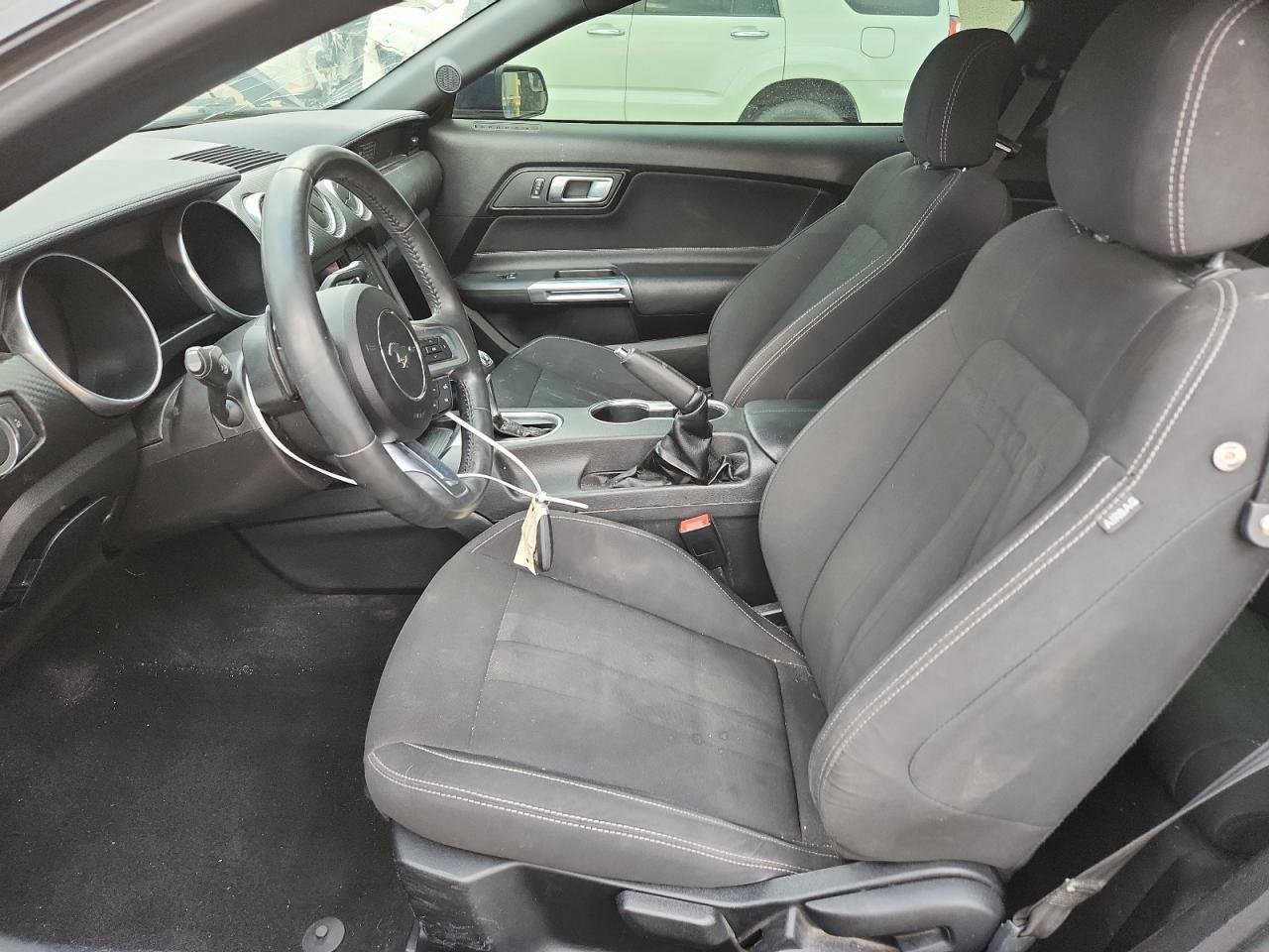 2020 Ford Mustang - Фото 7