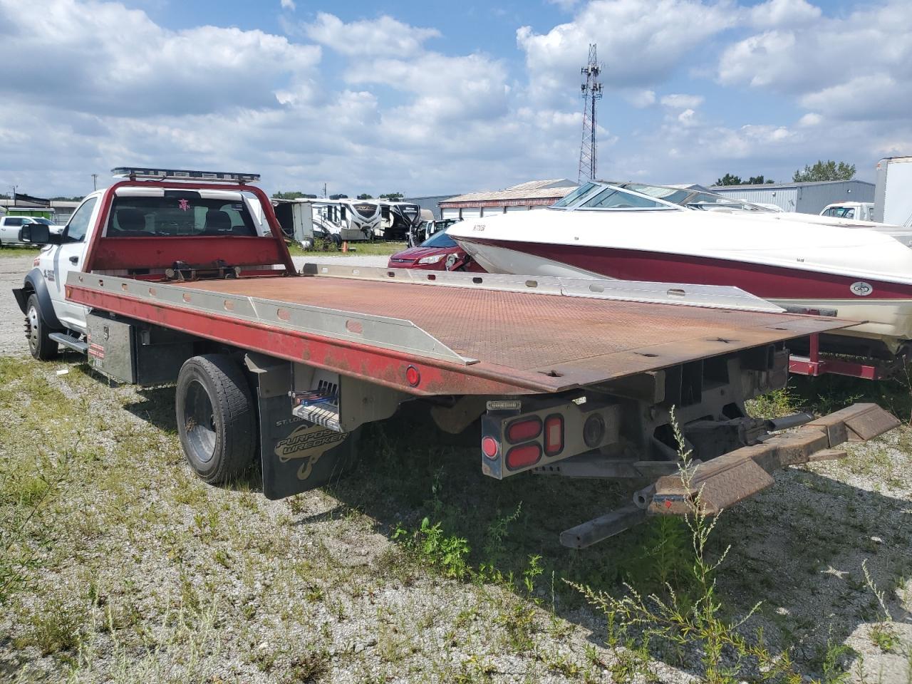 2018 Ram 5500 - Image 2