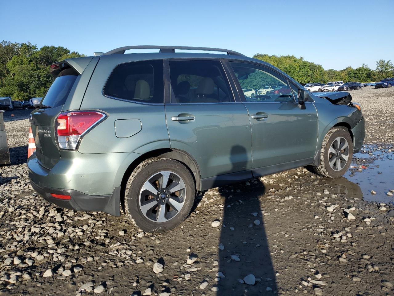 2017 Subaru Forester 2.5I Limited - Image 3
