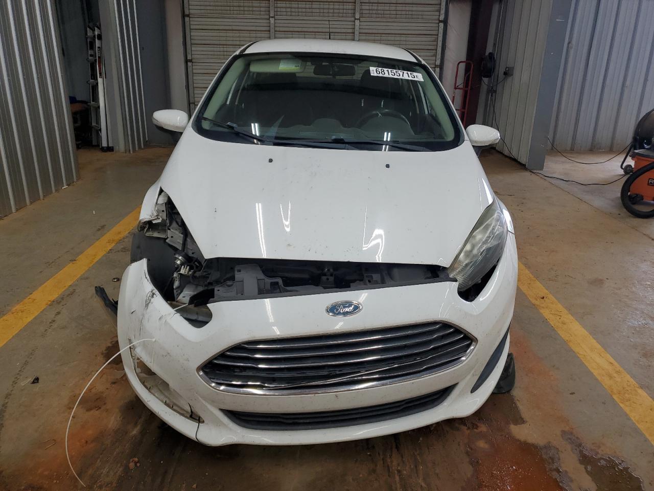 2014 Ford Fiesta Se - Фото 5