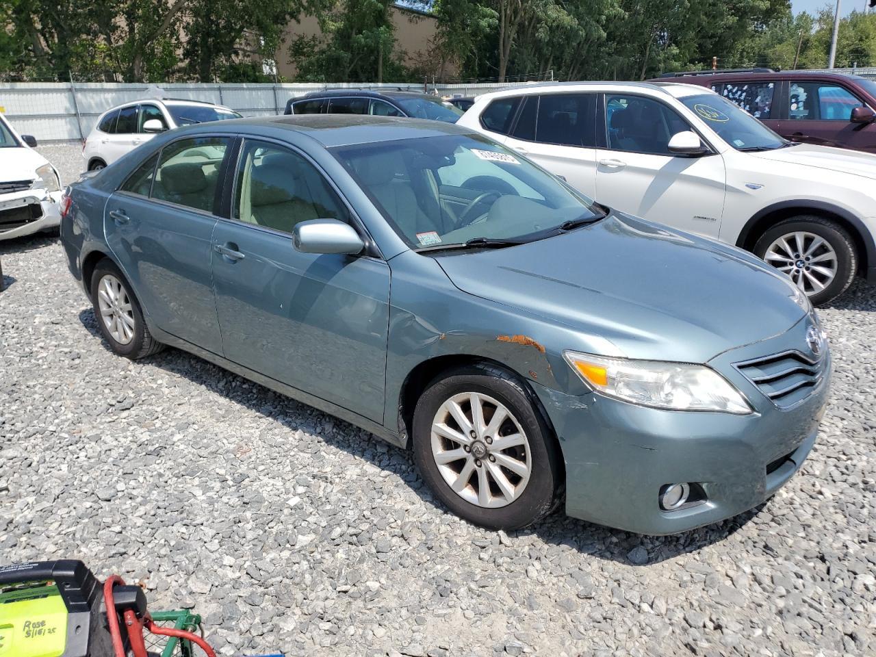 2011 Toyota Camry Base - Image 4