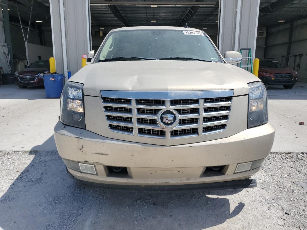 2007 Cadillac Escalade Luxury - Фото 5