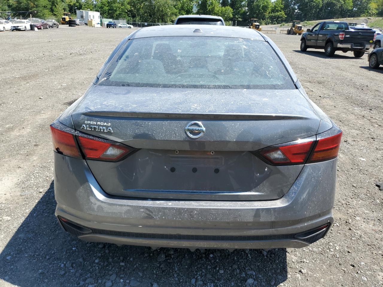 2020 Nissan Altima S - Image 6