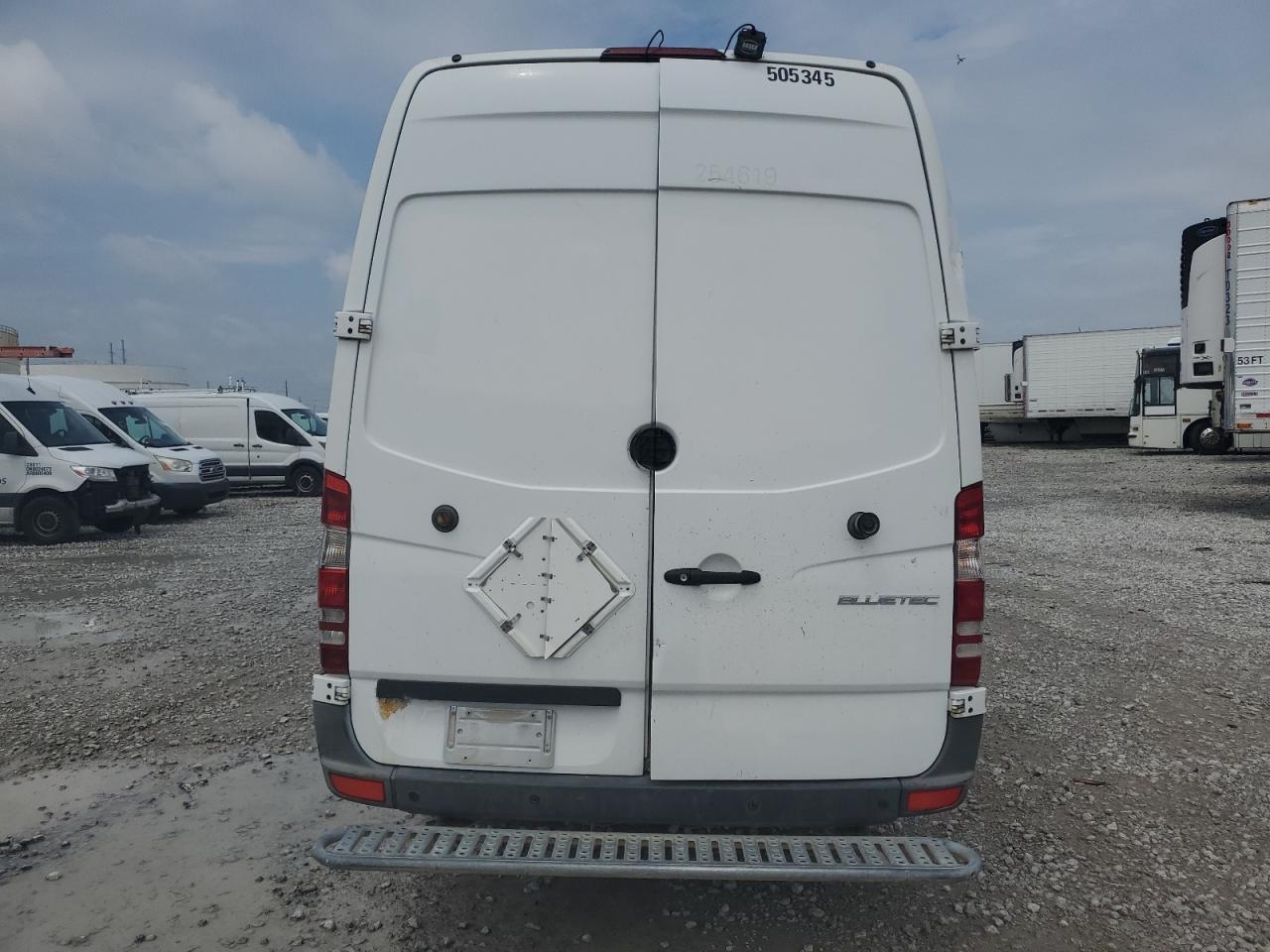 2014 Mercedes-Benz Sprinter 2500 Delivery Truck Or Van Delivery Van - Image 6