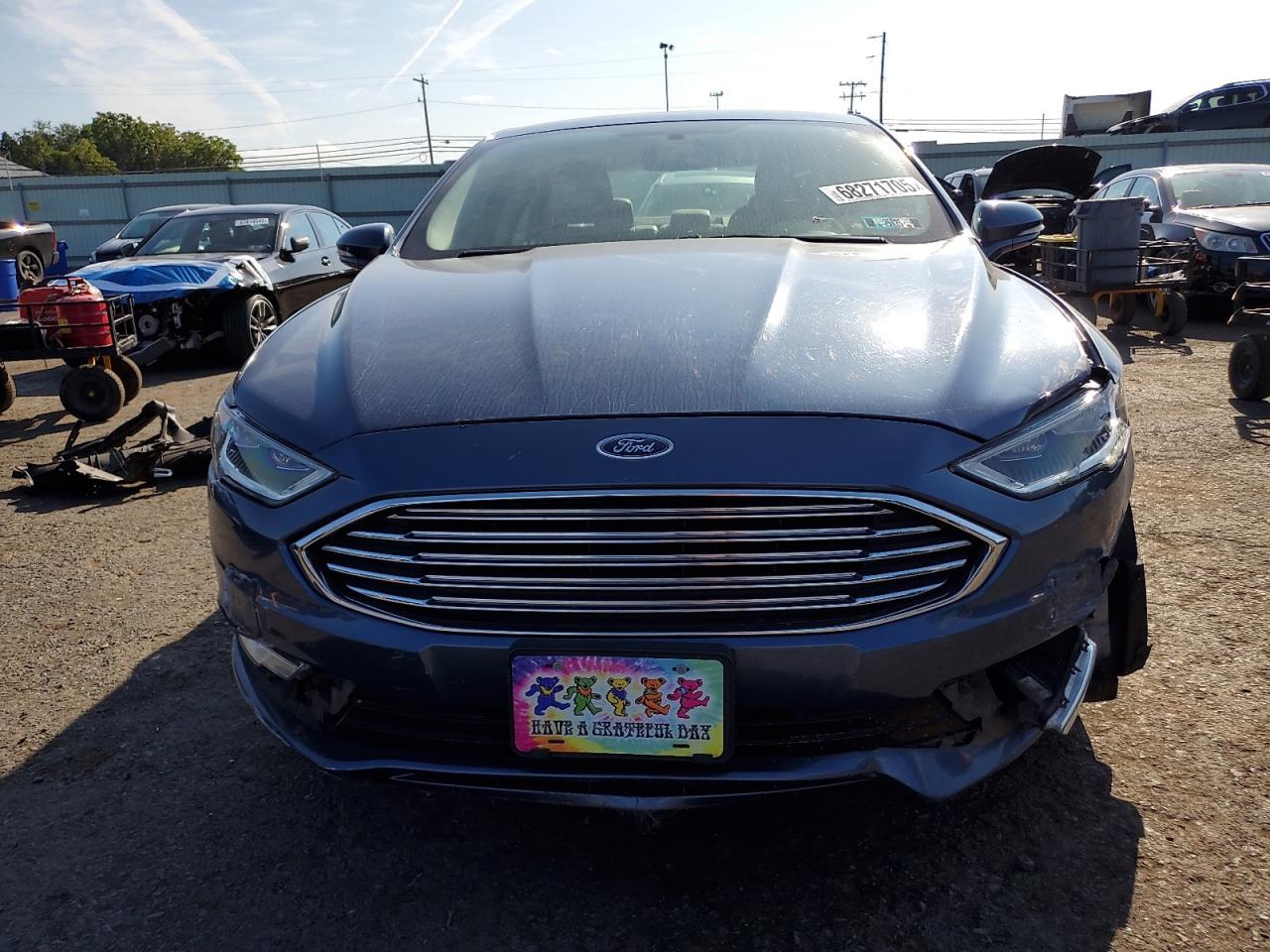 2018 Ford Fusion Titanium/Platinum Hev - Фото 5