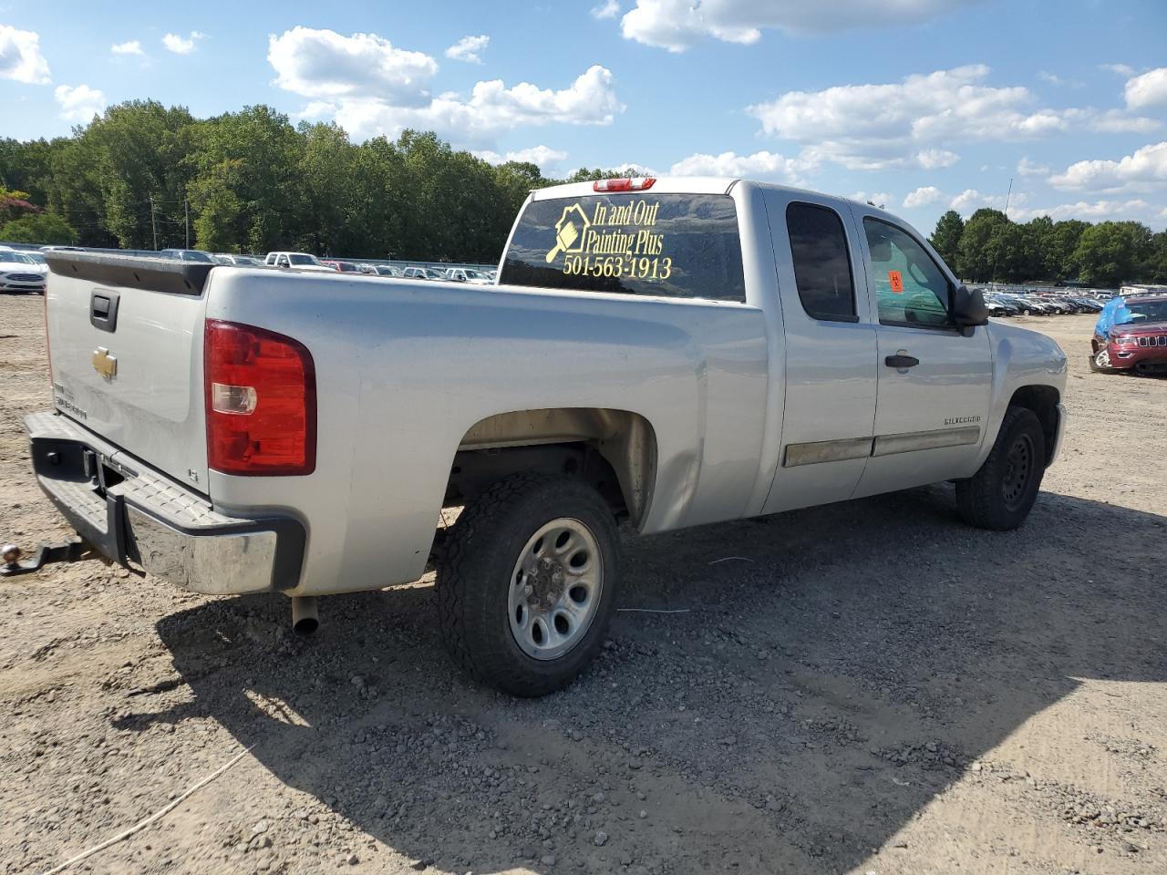 2011 Chevrolet Silverado C1500 Ls - Image 3