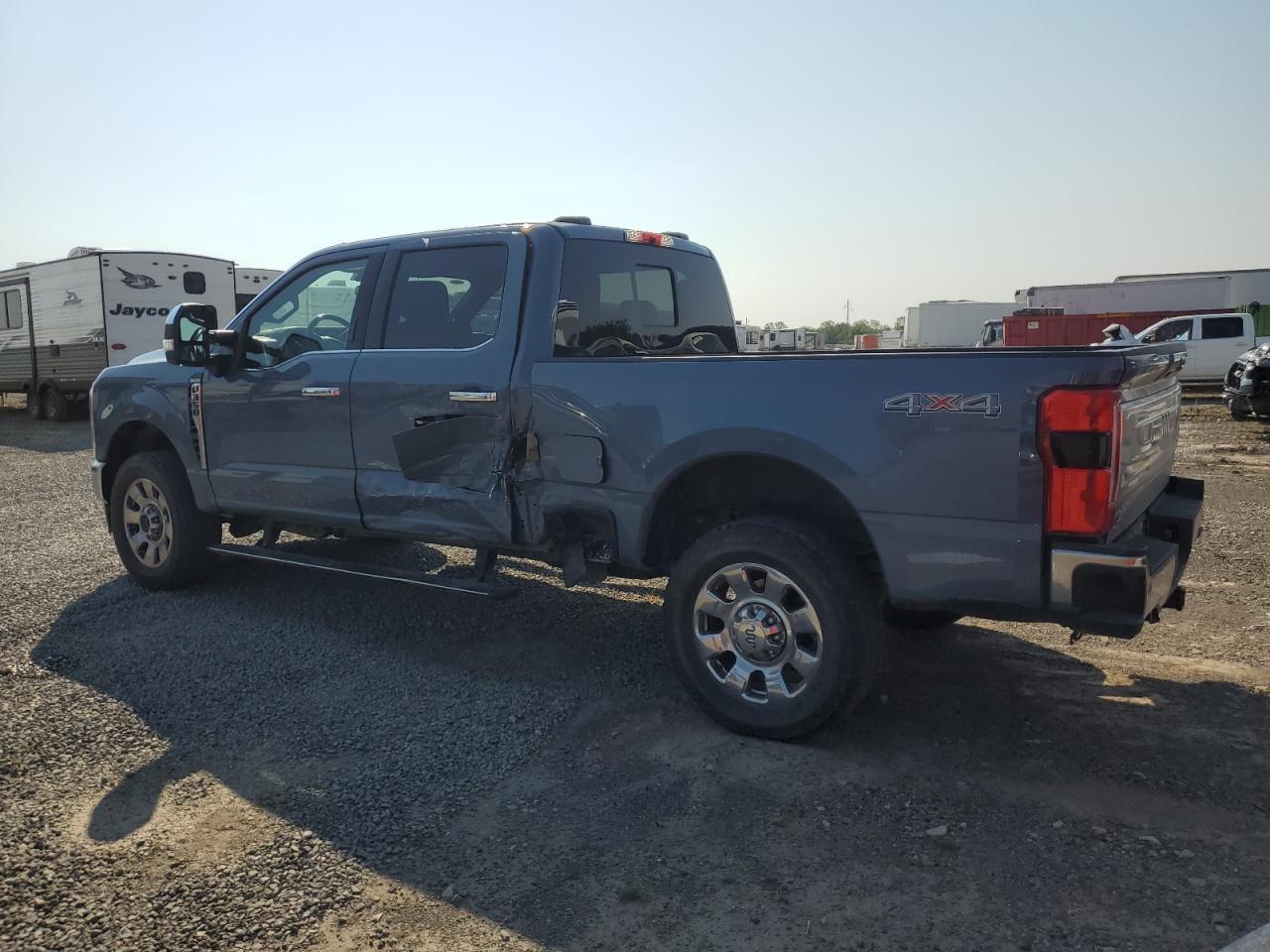 2023 Ford F350 Super Duty - Image 2