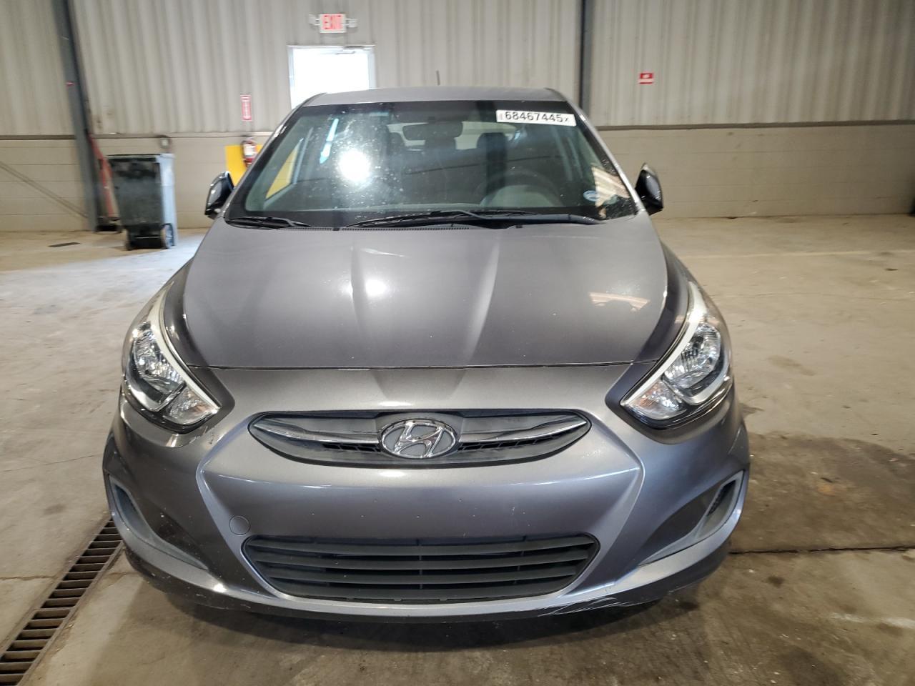 2017 Hyundai Accent Se - Фото 5