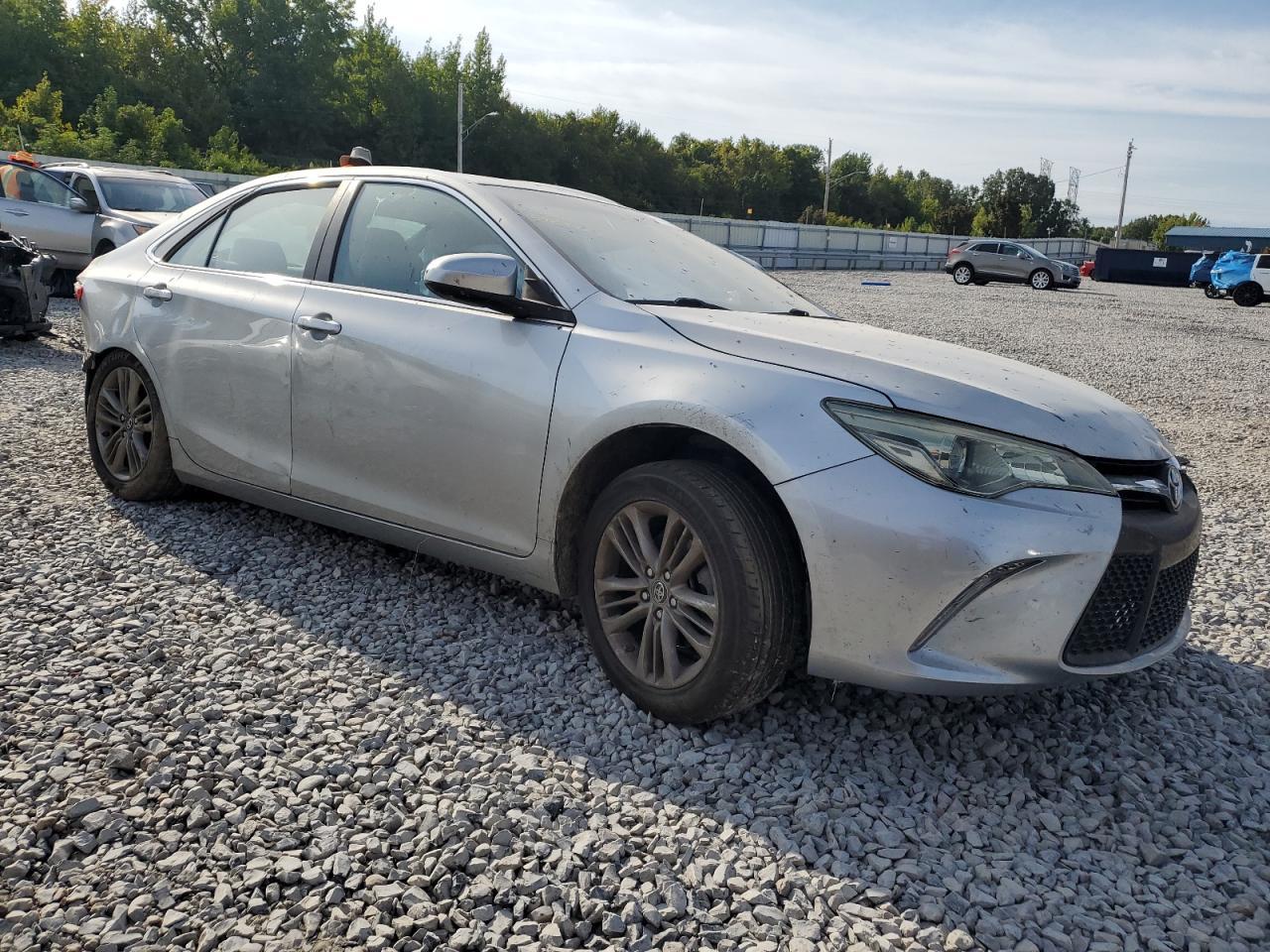 2016 Toyota Camry Le - Фото 4