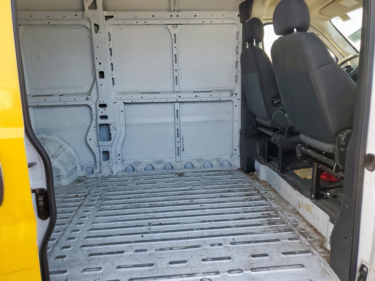 2023 Ram Promaster 1500 Delivery Van - Фото 6