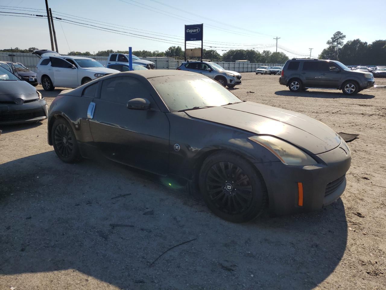 2003 Nissan 350Z Coupe - Image 4