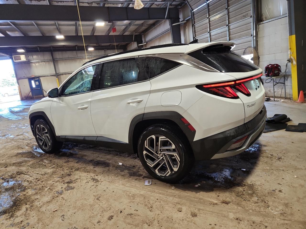 2025 Hyundai Tucson Limited - Фото 2