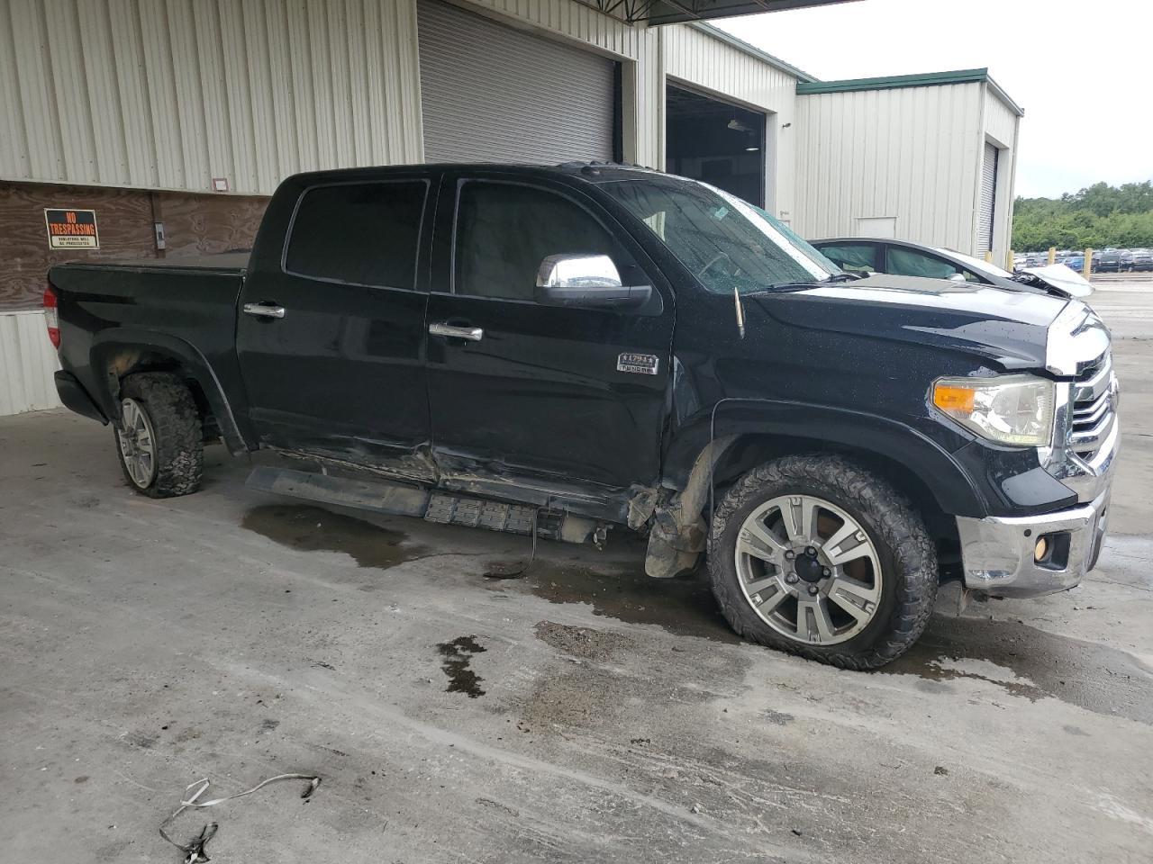 2017 Toyota Tundra Crewmax 1794 - Фото 4