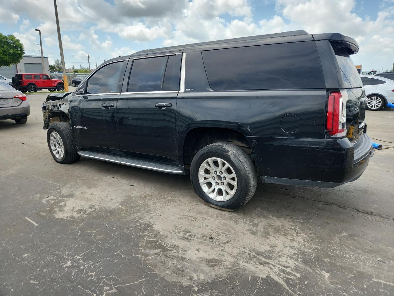 2019 GMC Yukon Xl K1500 Slt - Фото 2