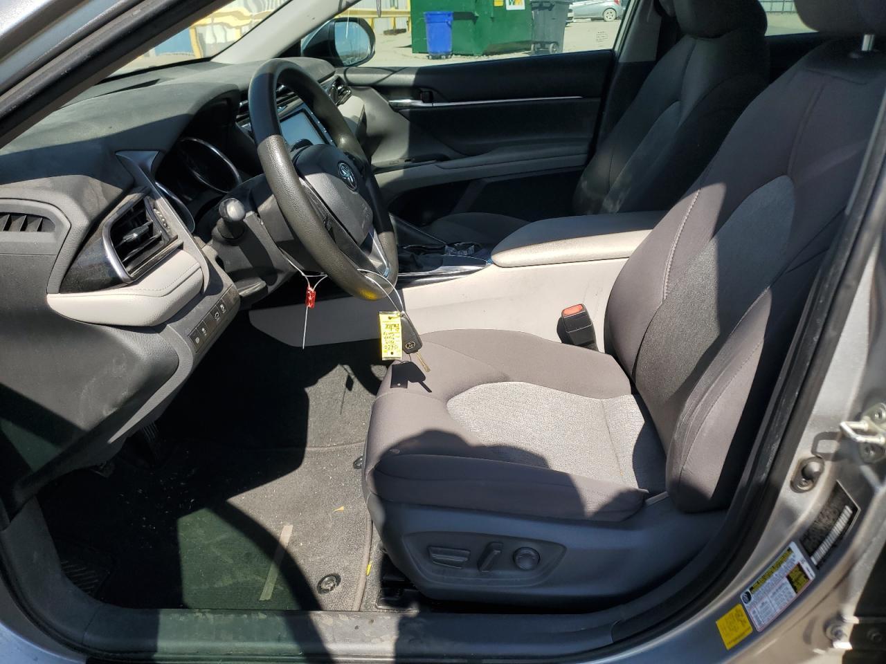2019 Toyota Camry L - Фото 7