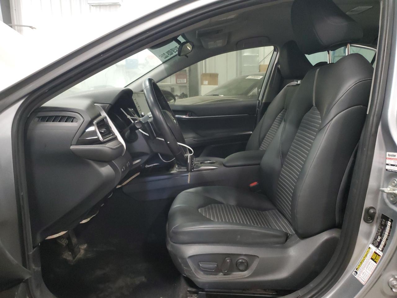 2021 Toyota Camry Se - Фото 7