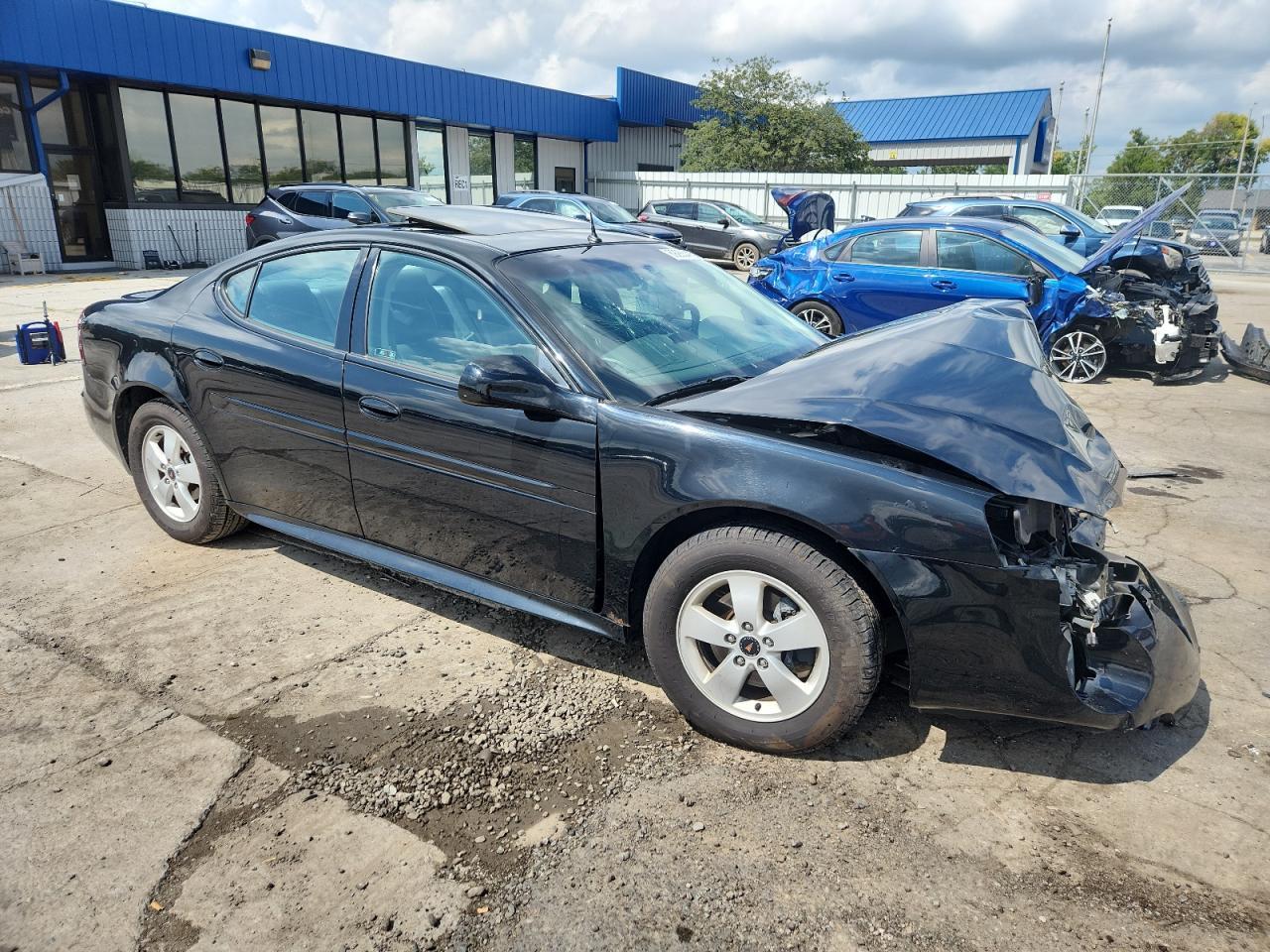 2005 Pontiac Grand Prix Gt - Image 4