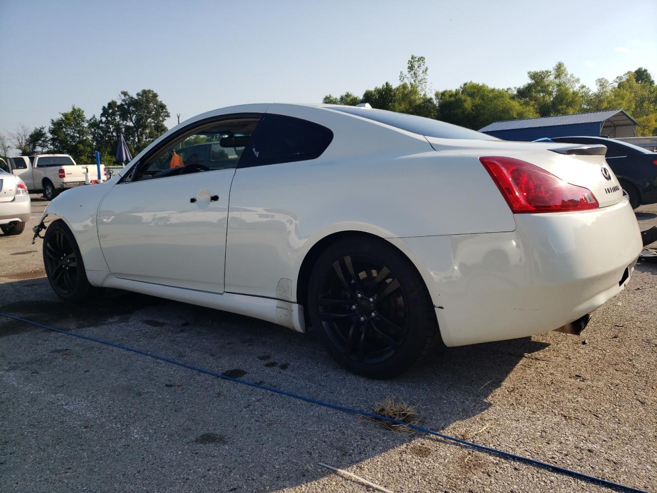 2008 Infiniti G37 Base - Фото 2