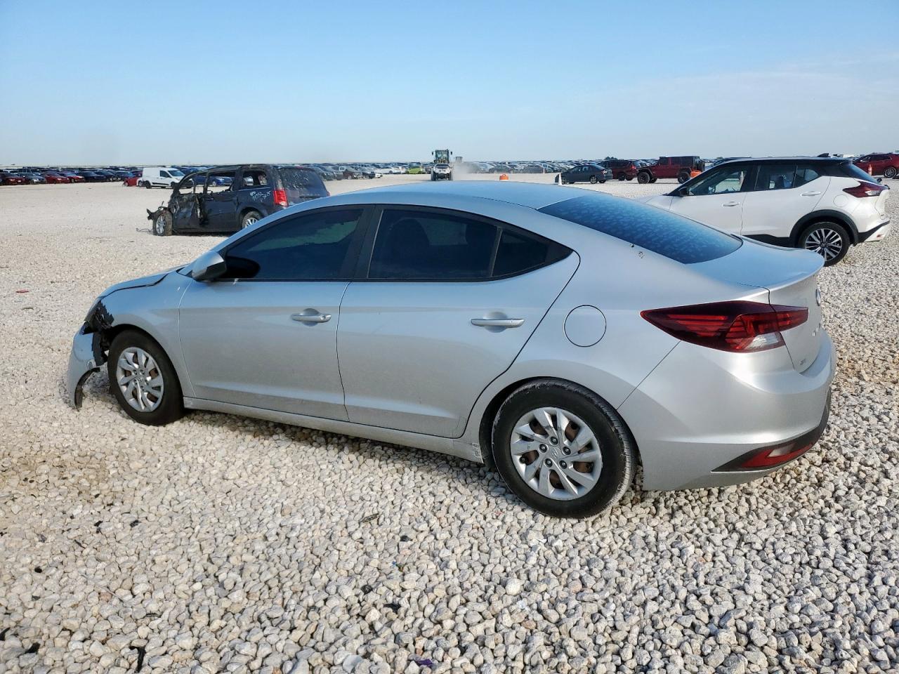 2019 Hyundai Elantra Se - Фото 2