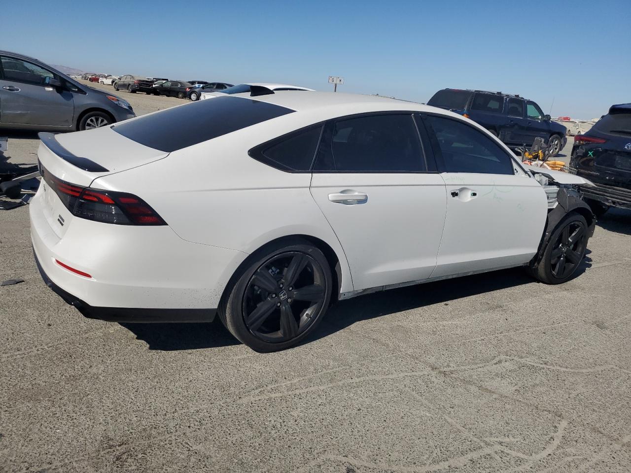 2024 Honda Accord Hybrid Sport-L - Фото 3