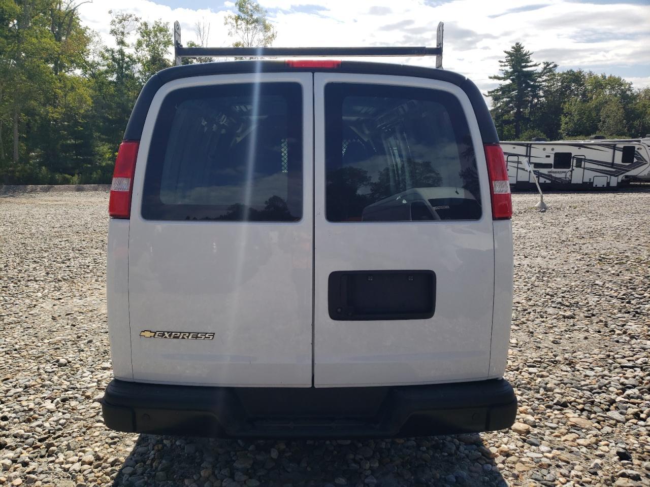 2021 Chevrolet Express G2500 - Фото 6