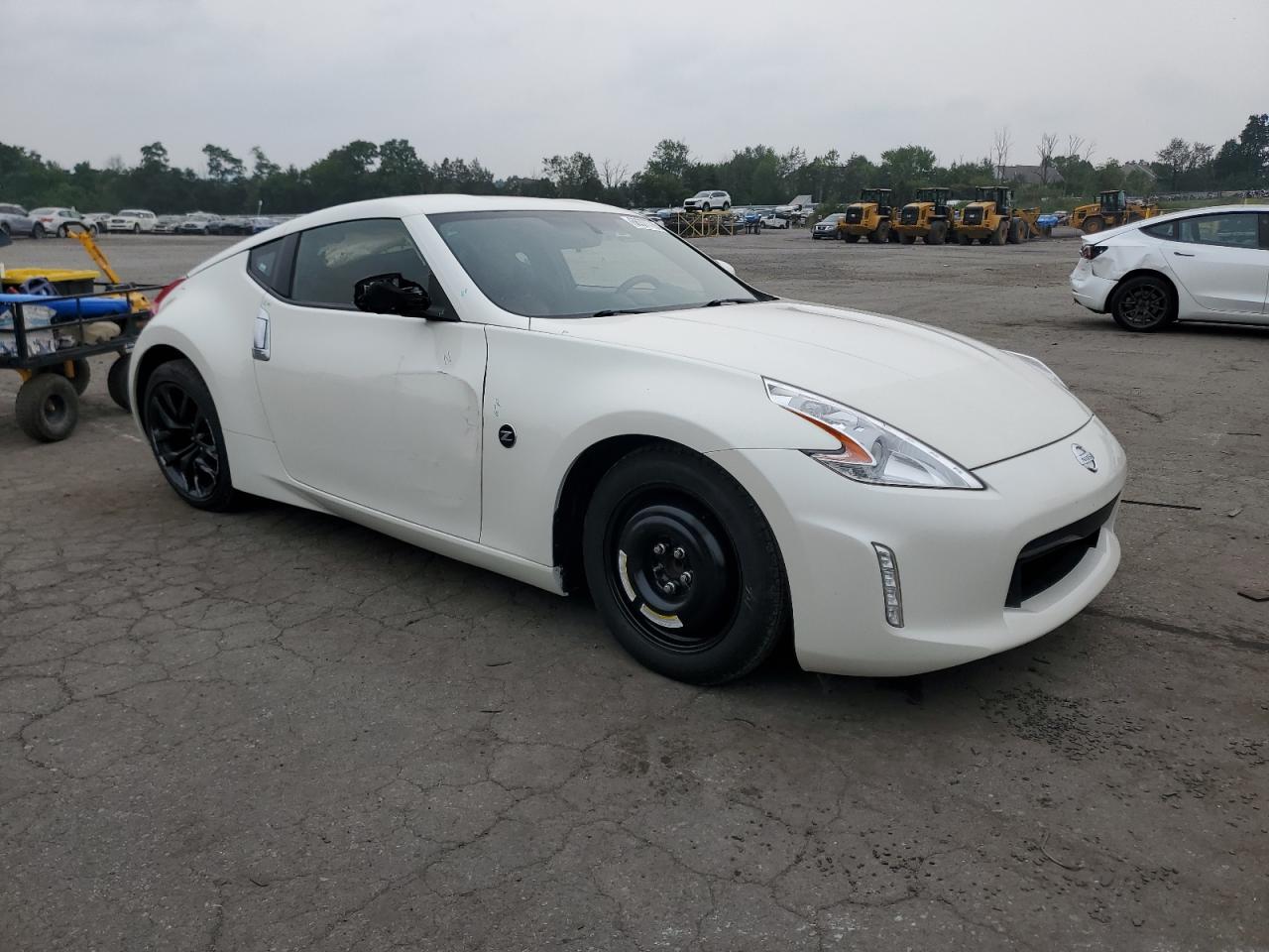 2017 Nissan 370Z Base - Фото 4