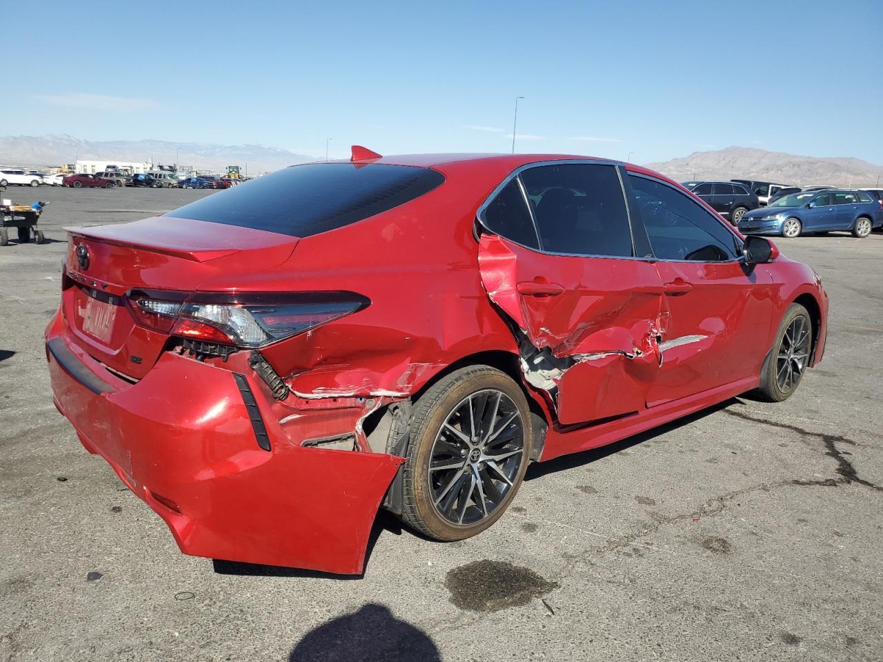2022 Toyota Camry Se - Image 3