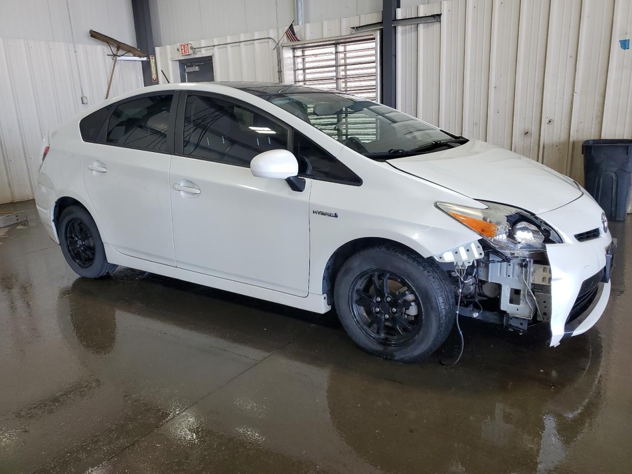 2014 Toyota Prius - Фото 4