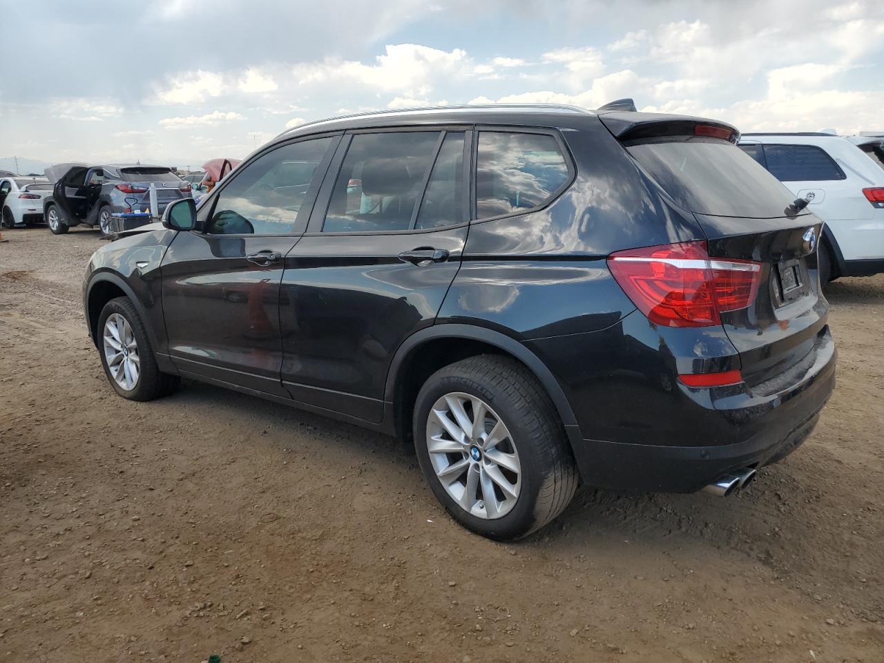 2017 BMW X3 xDrive28I - Фото 2