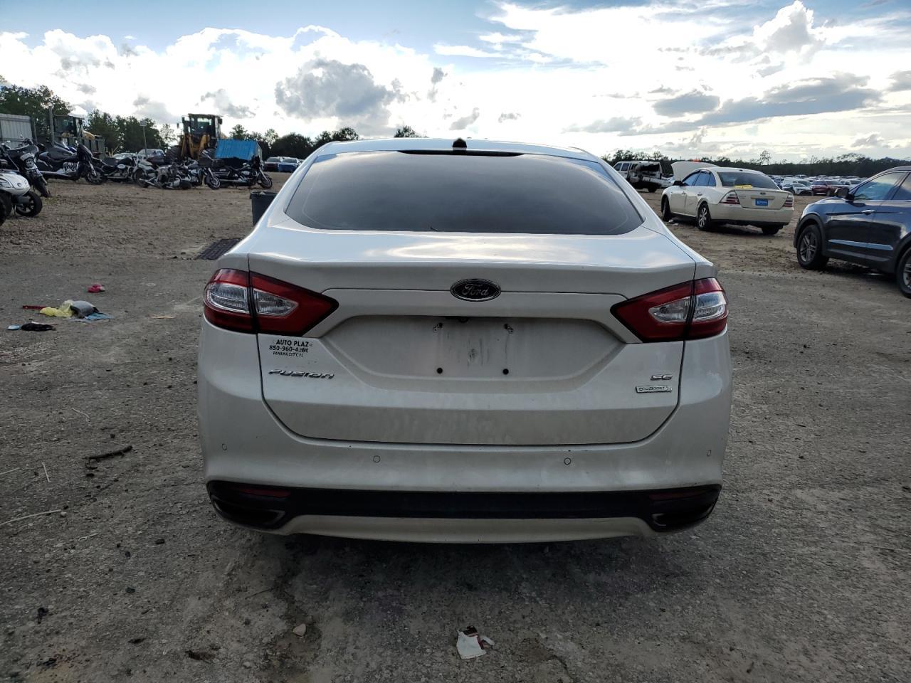 2015 Ford Fusion Se - Фото 6