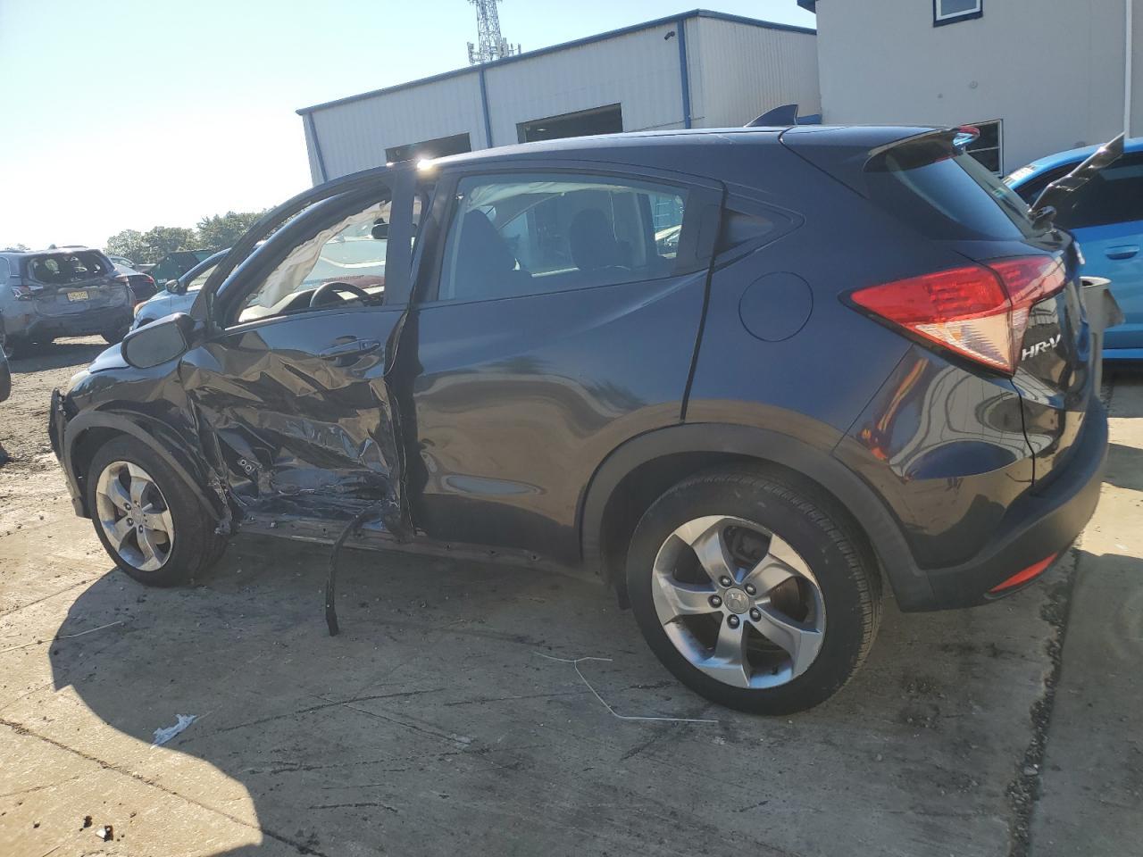 2018 Honda Hr-V Lx - Image 2