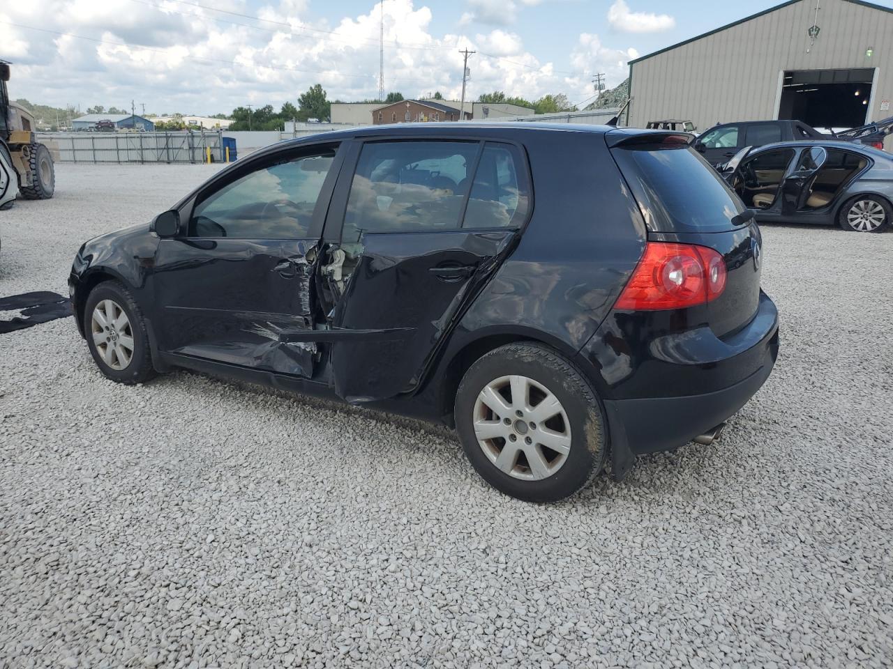 2009 Volkswagen Rabbit - Image 2