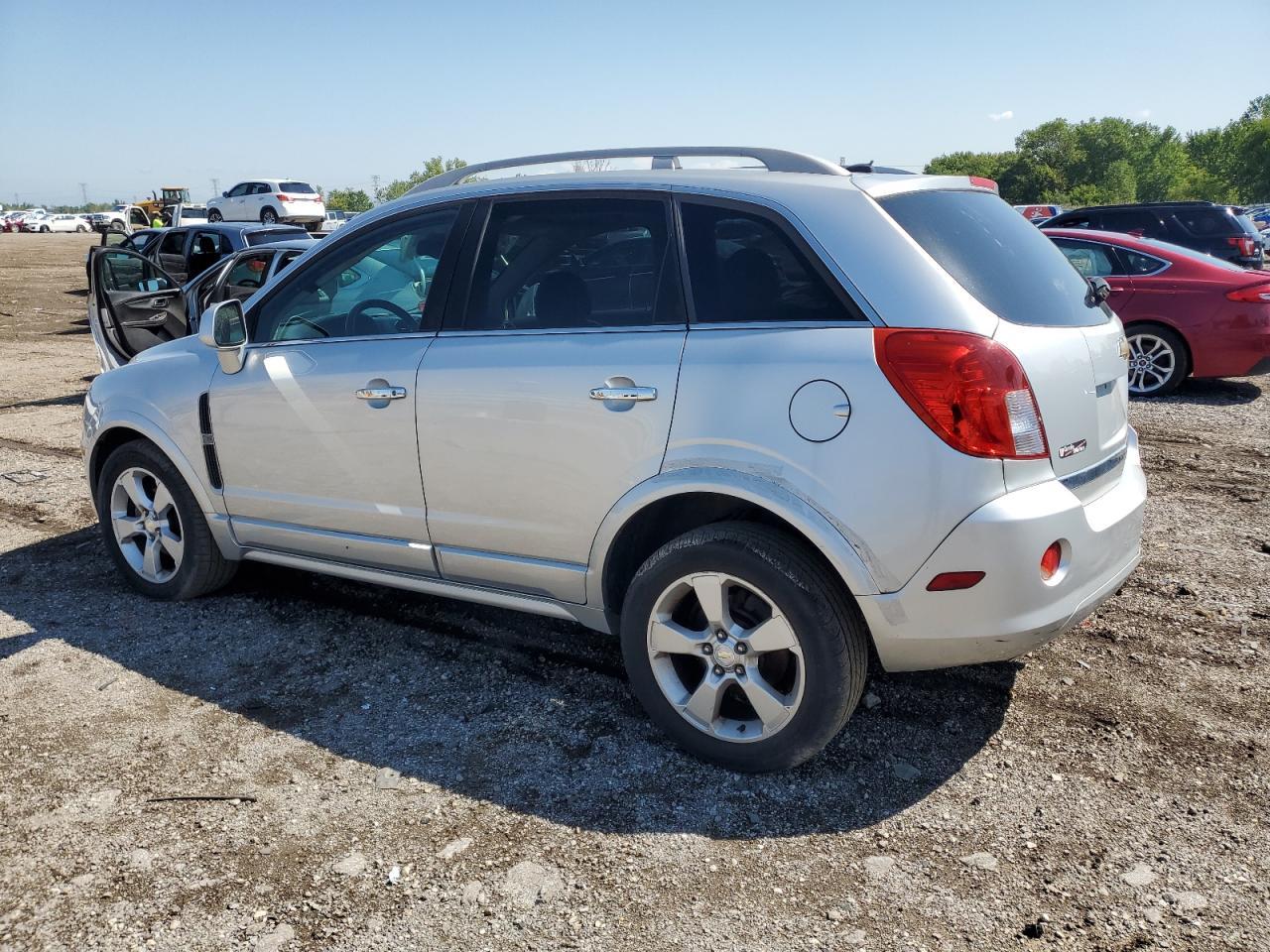 2014 Chevrolet Captiva Lt - Image 2